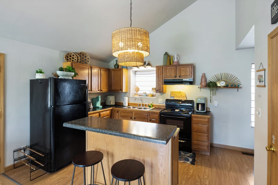 Well-Equipped Kitchen