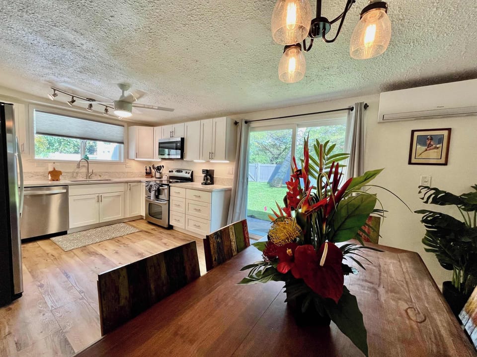 Large Kitchen in home with updated appliances.