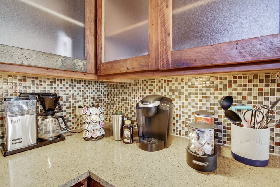 Coffee , with both drip coffee machine & Kcup provided. 
