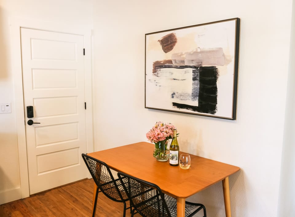 Poppy House - Kitchen Table