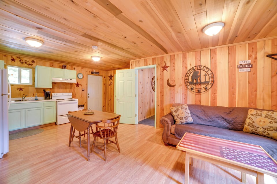 Living Area | Free WiFi | Window A/C Unit | Pet Friendly w/ Fee | Board Games