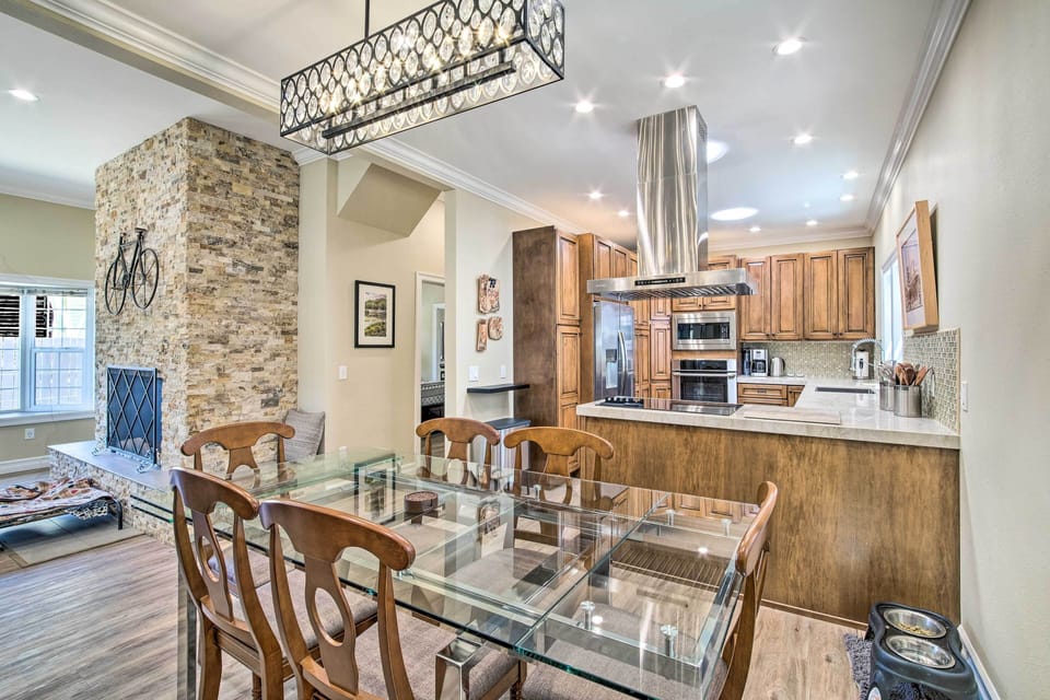 Dining Room | 1st Floor