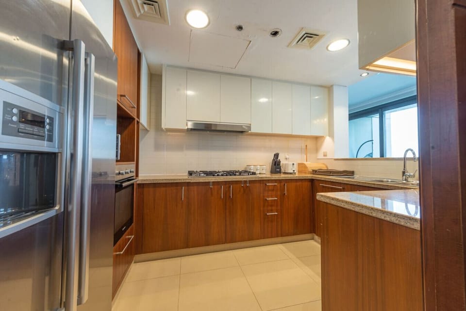 Stylish Kitchen: Modern appliances and chic design await your culinary adventures!