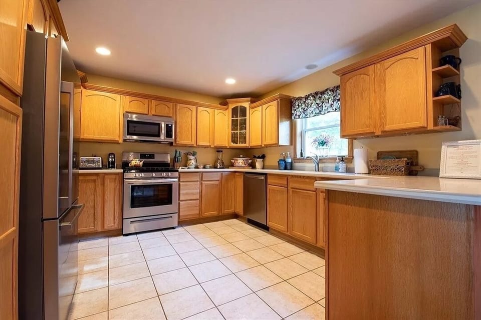 Fully stocked kitchen located on the main level