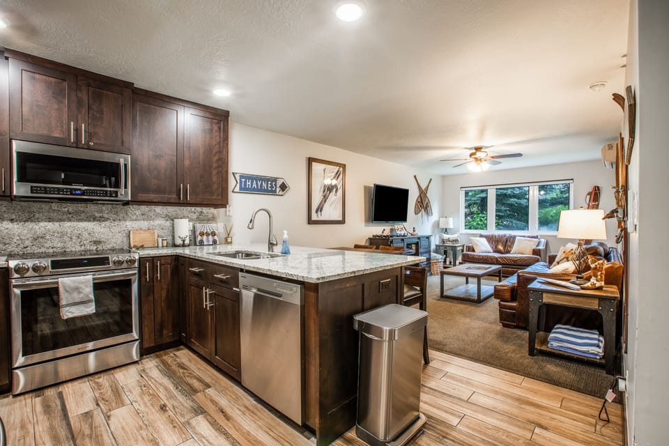 Private kitchen