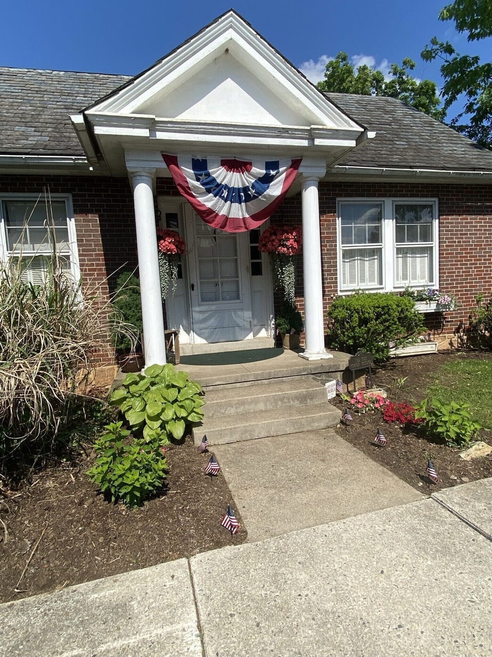 Front view.