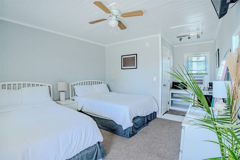 Sleeps 4