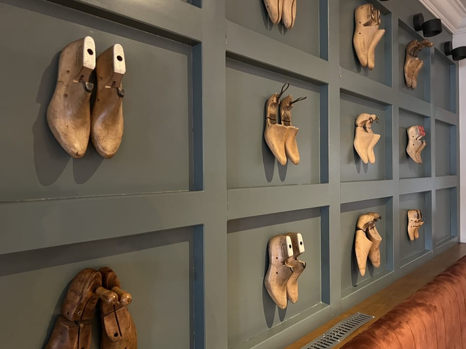 Thomas Becket pub showcasing  Northamptons rich cobbling history.