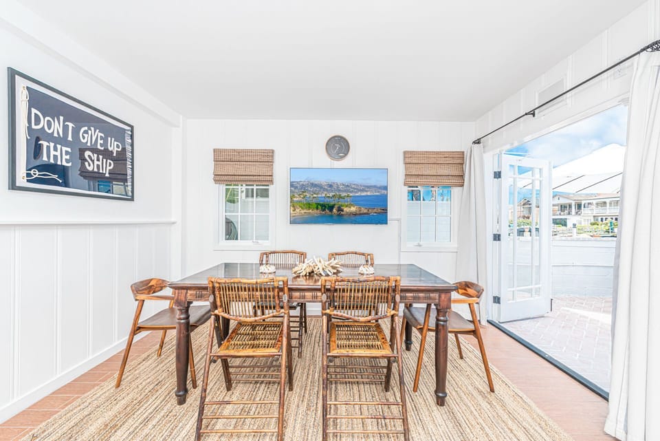 Cool coastal details throughout the home will sweep you off your feet and straight into vacation mode.
                