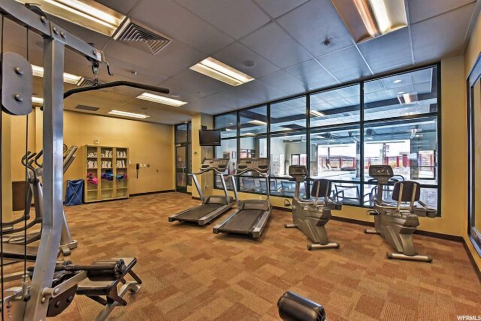Fitness Room (2)