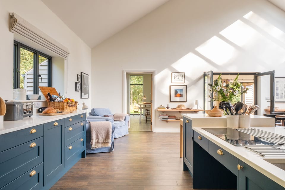 Kitchen with low height work tops and an accessible sink