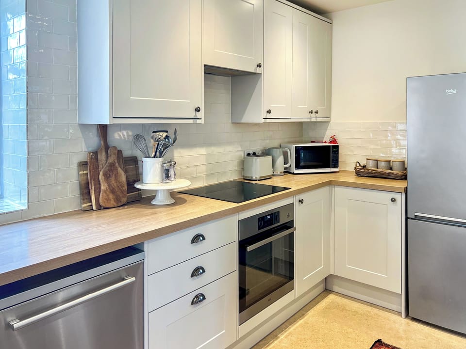 Kitchen | Oak Tree Cottage, Grantham