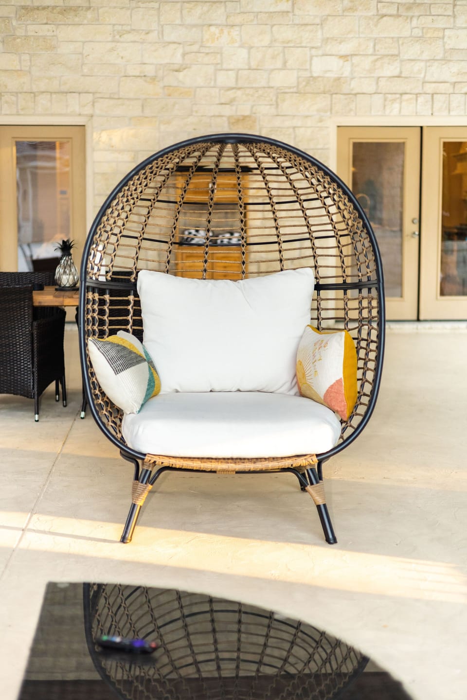 That Egg Chair! So inviting ...