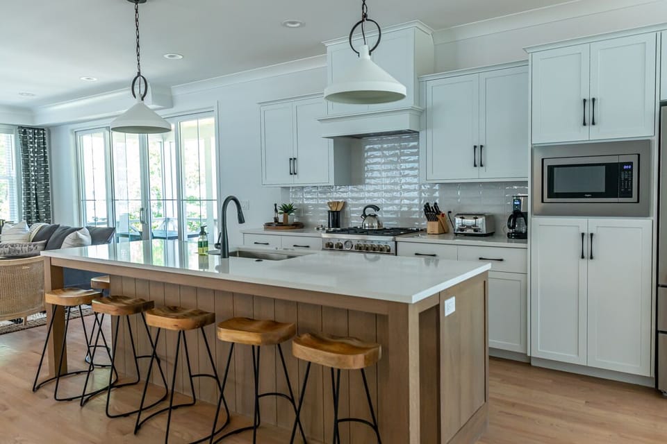 Main Level | Kitchen