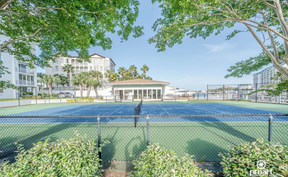 Tennis courts 