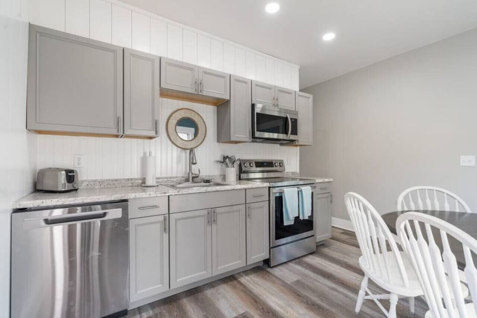 Brand new kitchen!
