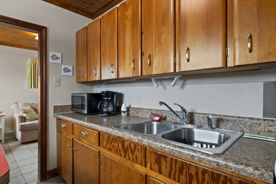 Well equipped kitchen