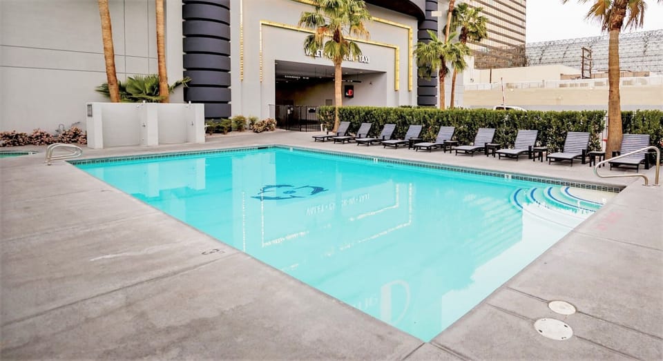 Refresh with an easy dip and plenty of loungers.