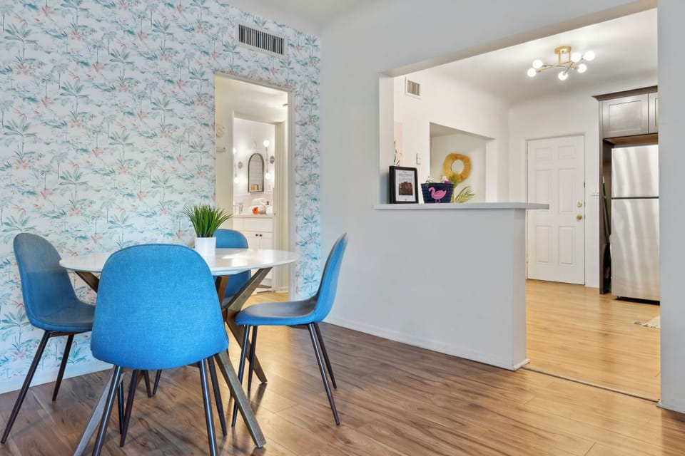 Cozy dining space!