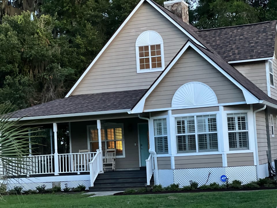 Come relax in Woodbine, Georgia 