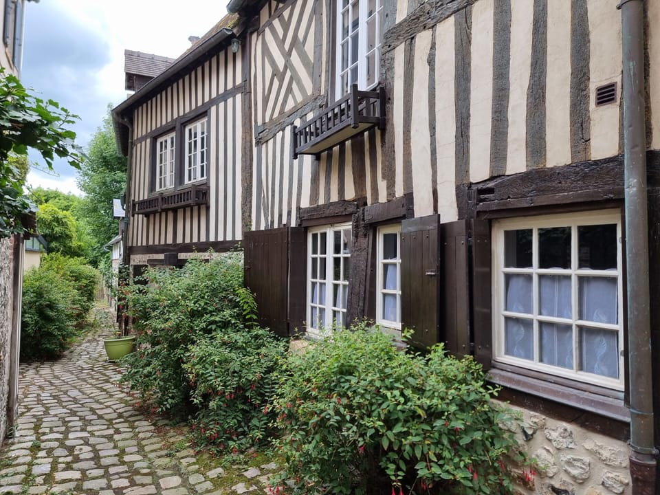 Building facade city center