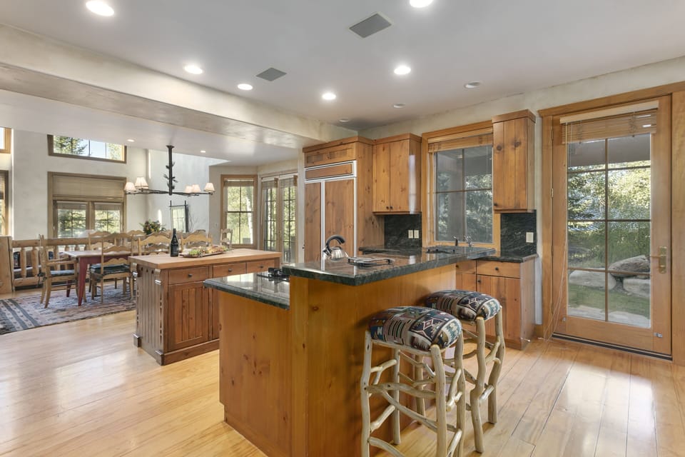 Indoors, Hardwood, Kitchen, Floor, Flooring