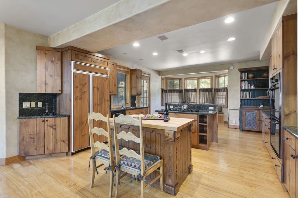 Indoors, Hardwood, Flooring, Floor, Kitchen