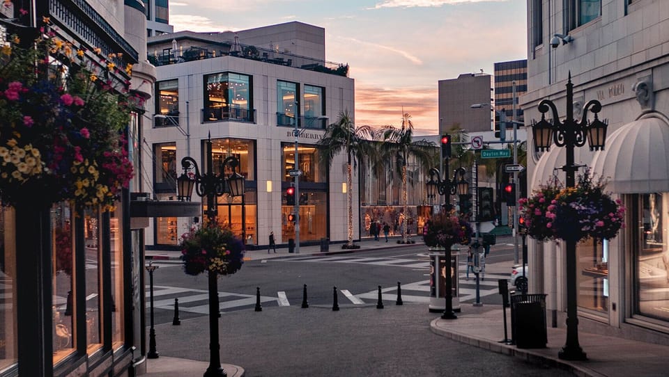 Steps from Rodeo Drive seconds from L.A.’s finest dining & shop