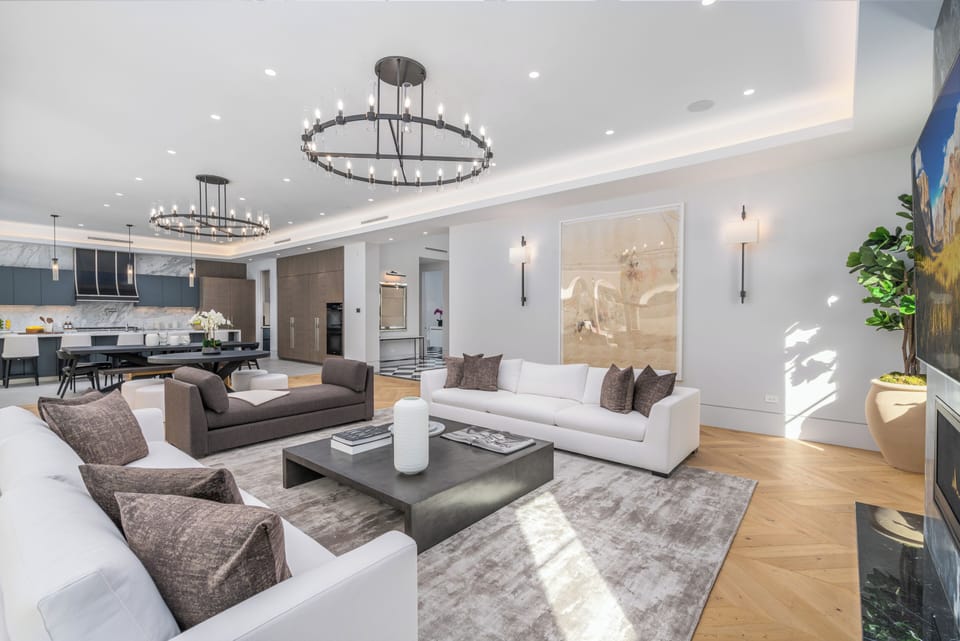 Villa Gemma by LuxJB: LA's finest vacation villas & mansion rentals by owners.
