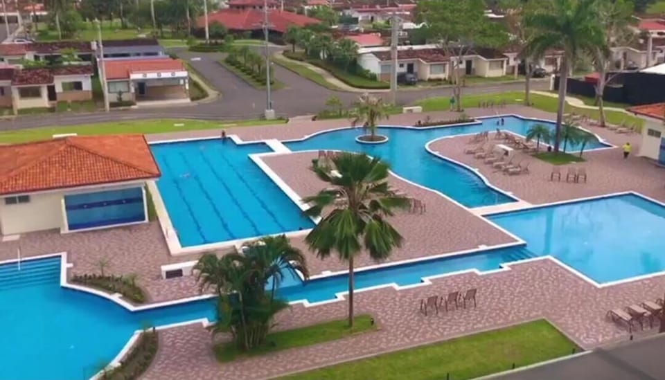 5 Pools