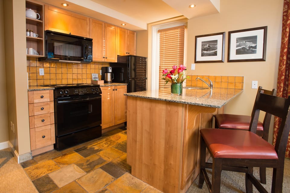 The gourmet kitchen comes fully-equipped!