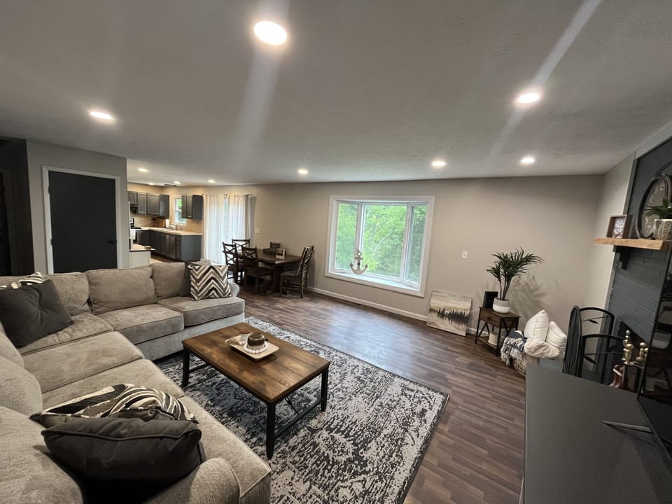 Oversized Living Space with 65" Smart TV and large Sectional