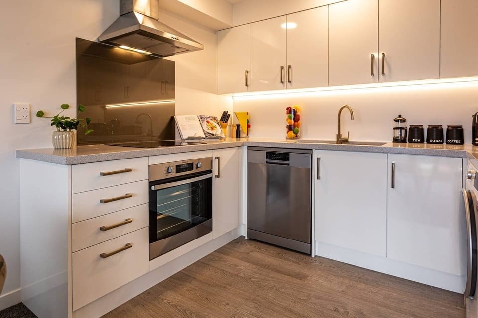 New fully fitted kitchen