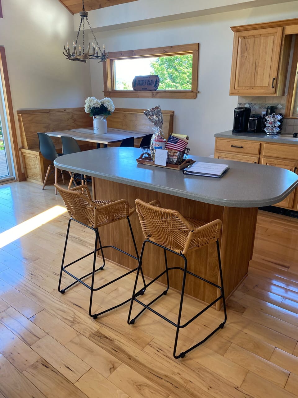 Kitchen island