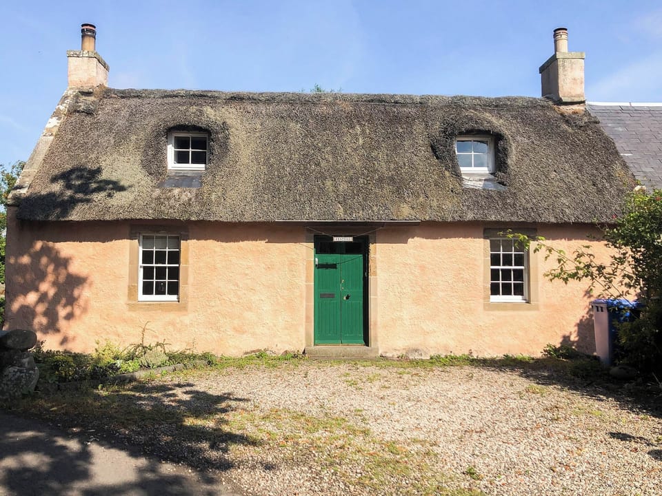 Exterior | The Thatched Cottage, Ladybank, near St Andrews and Collessie