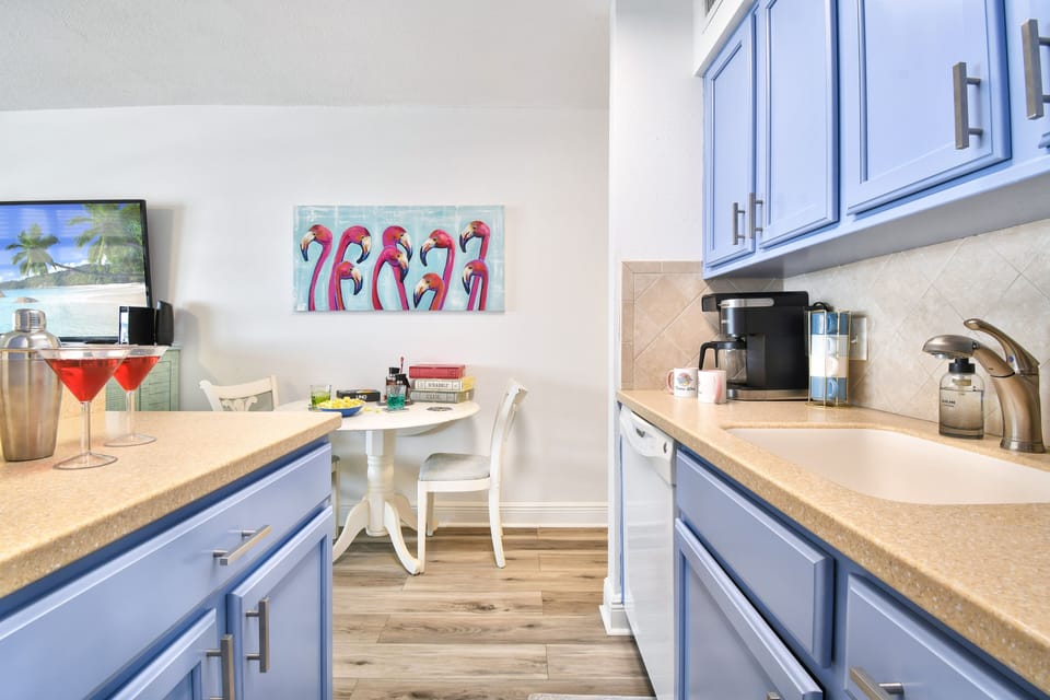 Our kitchen has everything you need to prepare a meal for your family.