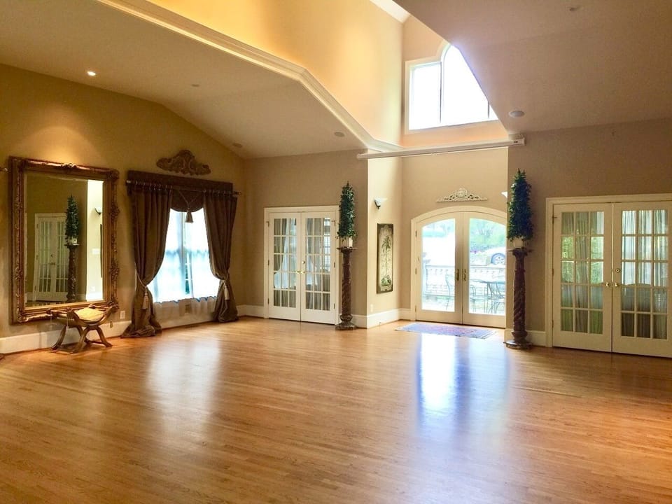 Ball Room