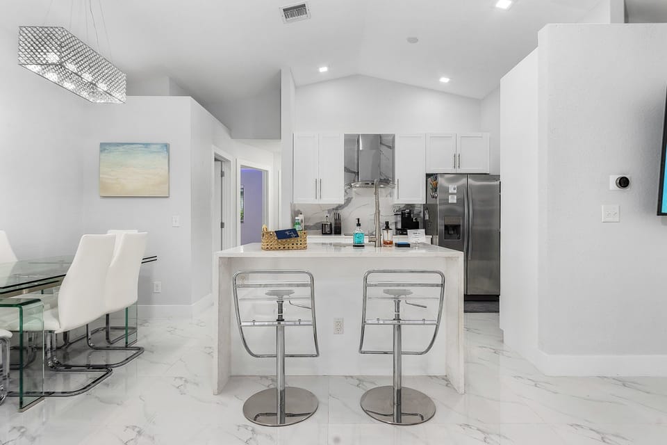 Fully equipped kitchen