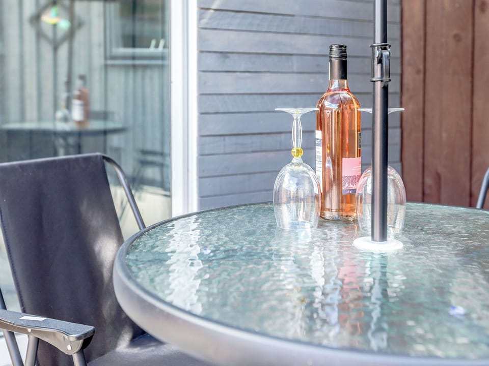 Sitting-out-area | The Hide, Abbotskerswell, nr Newton Abbot