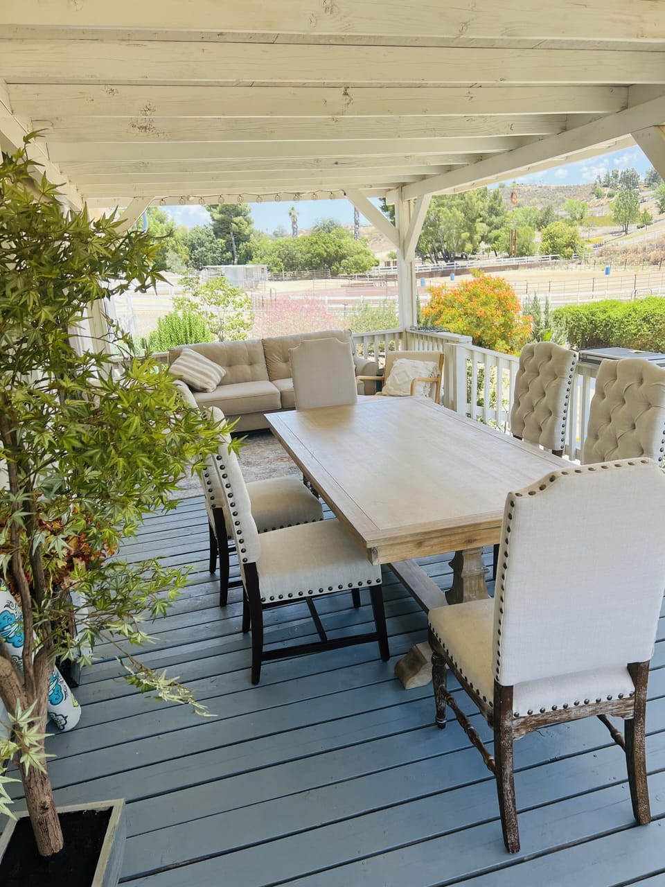 Outdoor dining