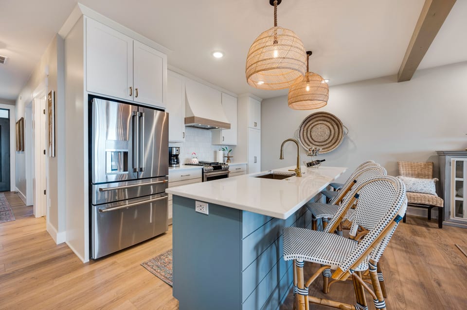 Beautiful, fully equipped kitchen