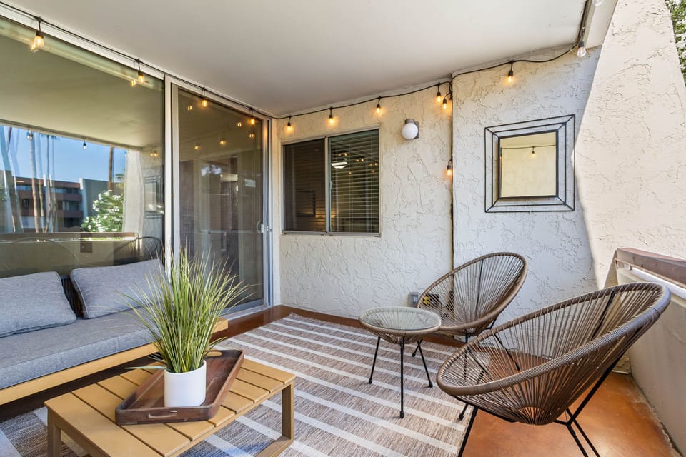 Spacious Patio