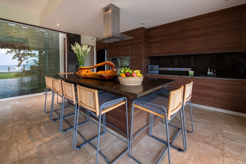 Dry kitchen island