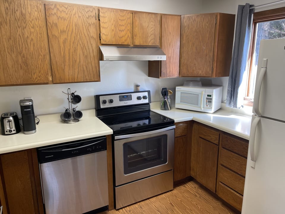 5 Kitchen Stove