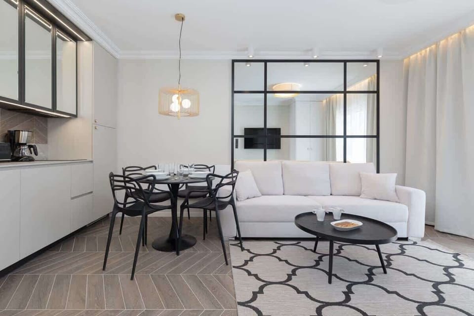 Unwind on the comfortable sofa that can be converted into double bed.