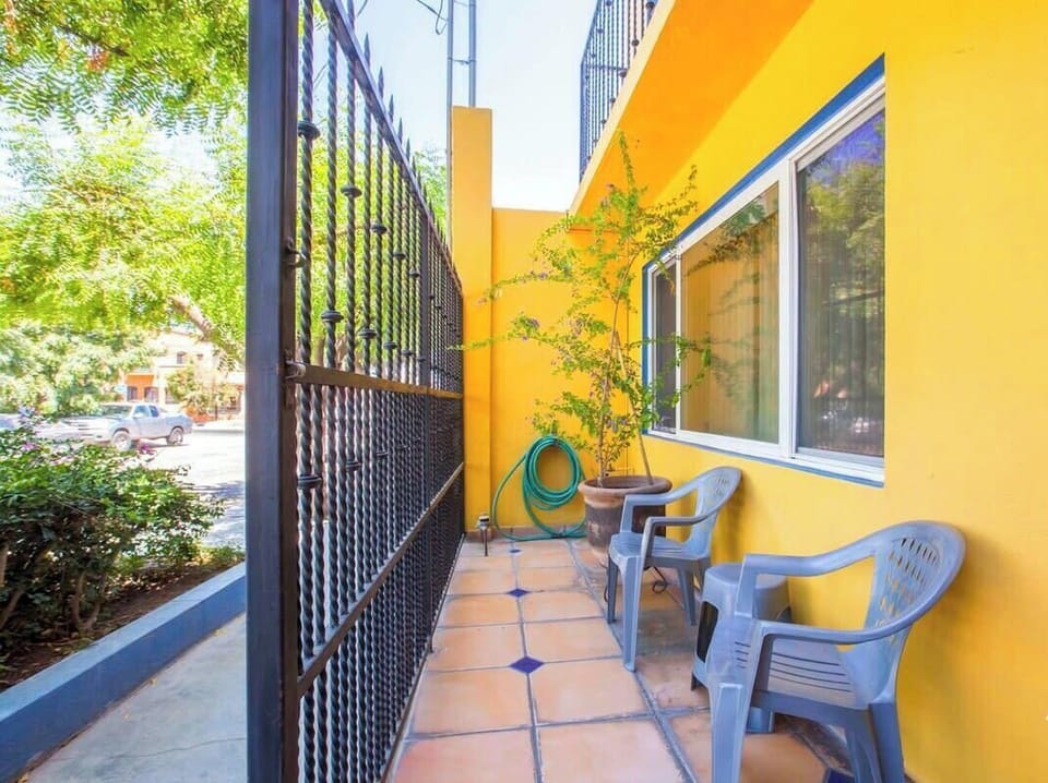 Enjoy quiet coffee moments on the terrace.