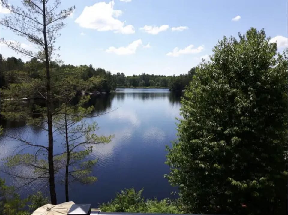 Your view of the lake from the outdoor dining area