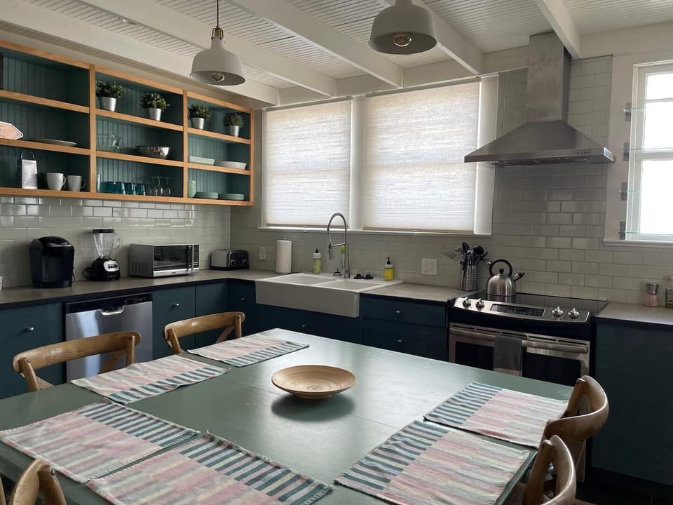 Fully equipped kitchen