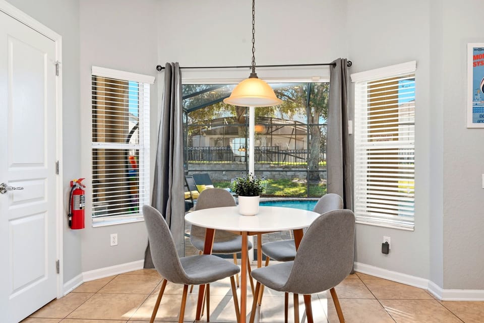 Eat breakfast overlooking the pool