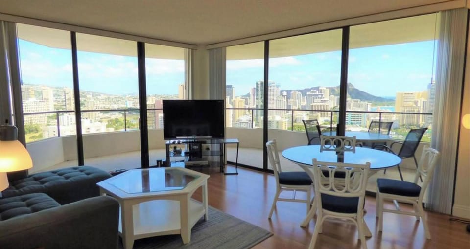 Clean and minimal living space. Patio table and chairs available. 